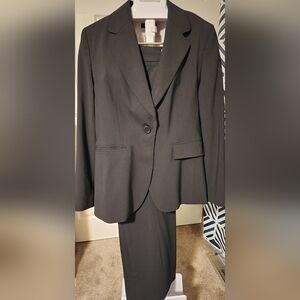 Banana Republic, black pant suit, lined, 14